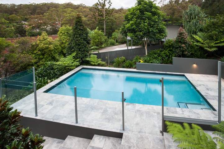 Abord piscine carrelé La Réunion